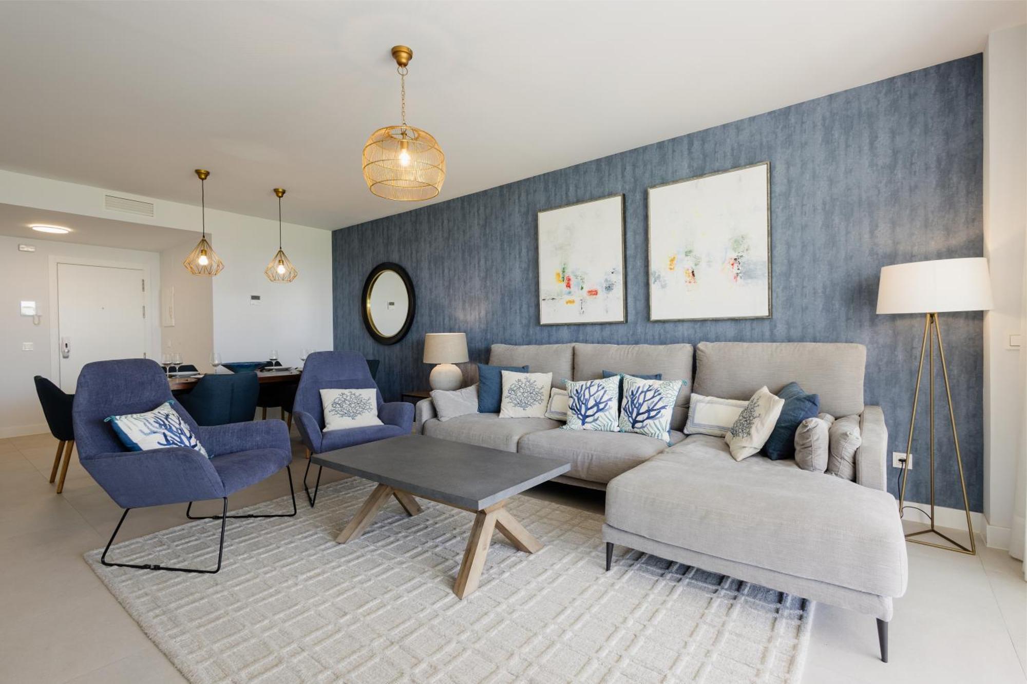 Luxurious 2 Bedroom Apartment Close To The Beach In Estepona Exterior foto
